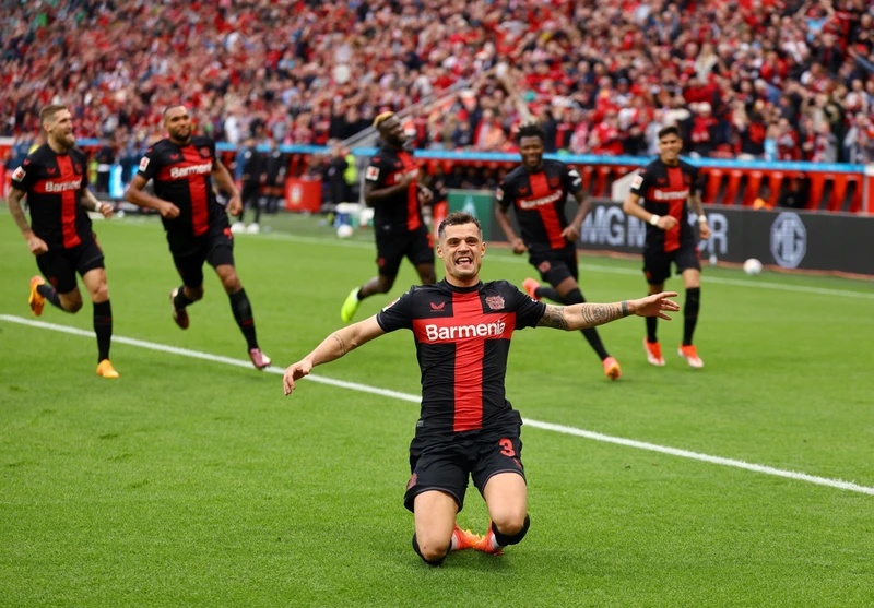 soi kèo Bayer Leverkusen vs Dortmund
