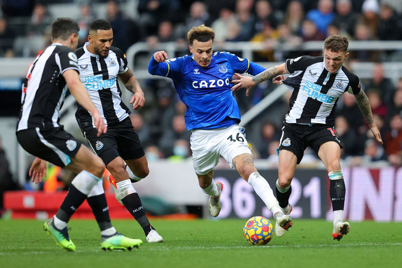 soi kẻo Newcastle United vs Everton