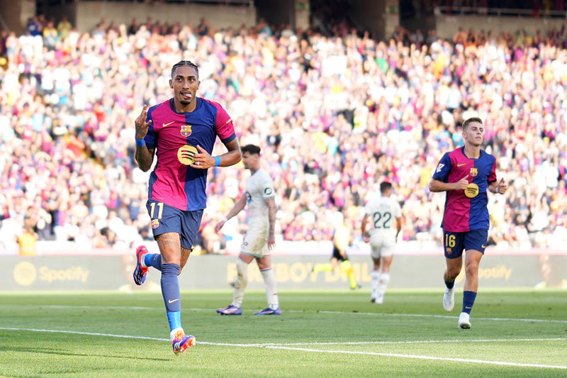 soi kèo Real Valladolid vs Barcelona